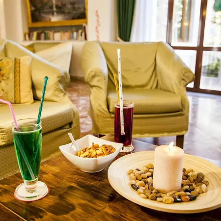 Conte Hotell 3*