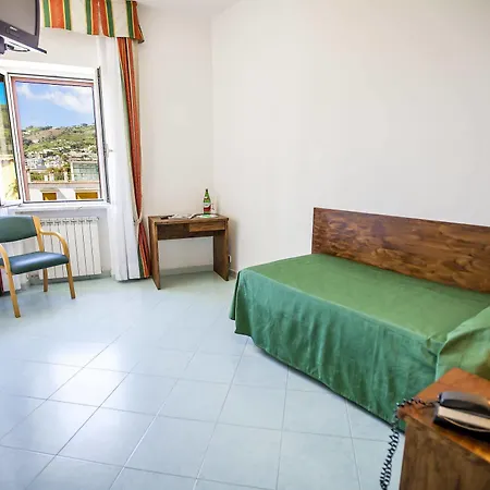Hotell Conte 3*